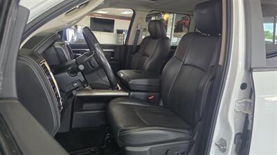 2018 RAM 1500 Night   - Photo 9 - Hamilton, OH 45015