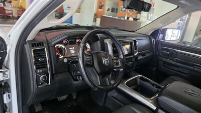 2018 RAM 1500 Night   - Photo 10 - Hamilton, OH 45015