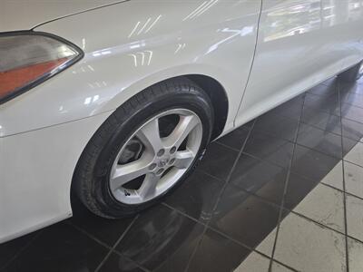 2008 Toyota Camry SLE V6 2DR  CONVERTIBLE   - Photo 26 - Hamilton, OH 45015