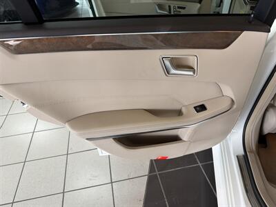 2014 Mercedes-Benz E 350 Sport 4MATIC - Photo 23 - Hamilton, OH 45015