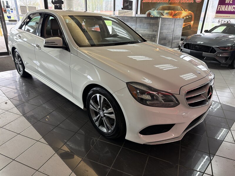 2014 Mercedes-Benz E 350 Sport 4MATIC - Photo 4 - Hamilton, OH 45015