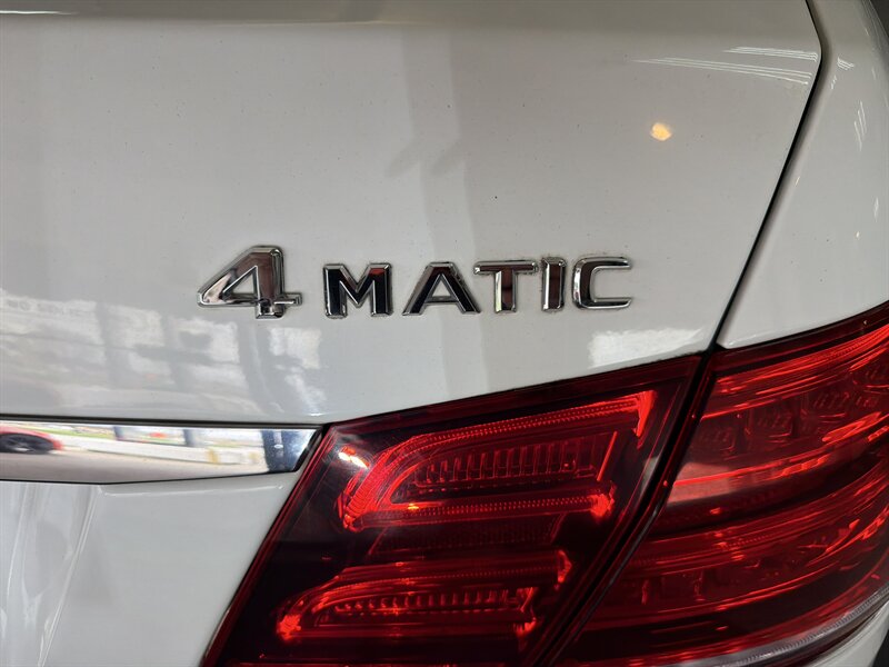 2014 Mercedes-Benz E 350 Sport 4MATIC - Photo 35 - Hamilton, OH 45015
