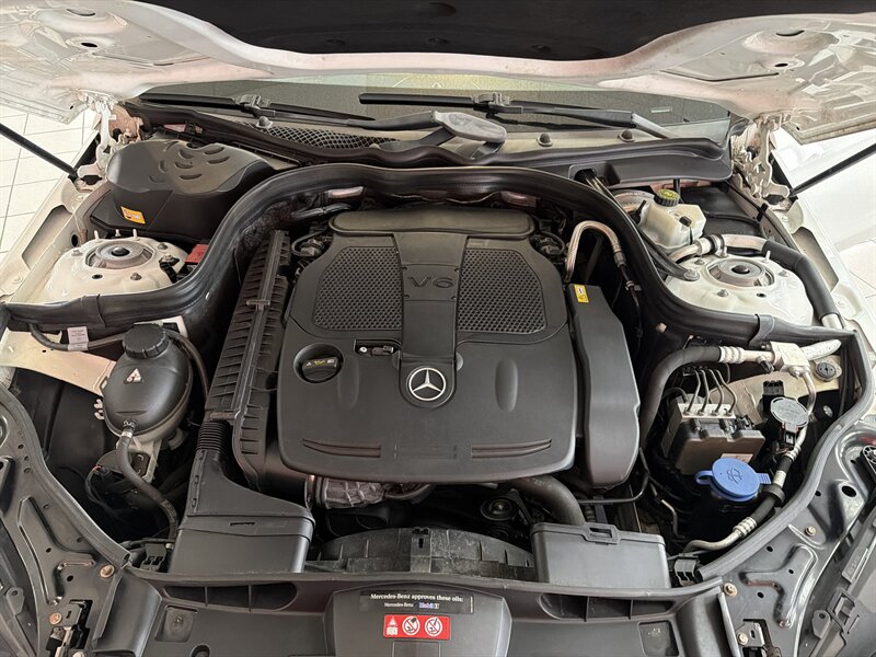 2014 Mercedes-Benz E 350 Sport 4MATIC - Photo 32 - Hamilton, OH 45015