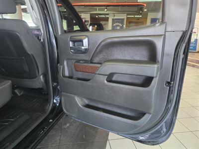 2014 GMC Sierra 1500 SLE-CREW CAB-4X4   - Photo 15 - Hamilton, OH 45015