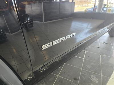 2014 GMC Sierra 1500 SLE-CREW CAB-4X4   - Photo 26 - Hamilton, OH 45015