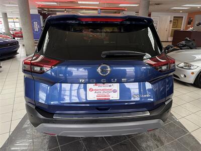 2021 Nissan Rogue SV 4DR SUV AWD   - Photo 7 - Hamilton, OH 45015