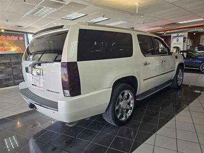 2008 Cadillac Escalade ESV Base 4DR SUV AWD - Photo 5 - Hamilton, OH 45015