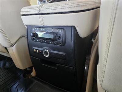 2008 Cadillac Escalade ESV Base 4DR SUV AWD - Photo 19 - Hamilton, OH 45015