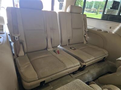 2008 Cadillac Escalade ESV Base 4DR SUV AWD - Photo 20 - Hamilton, OH 45015