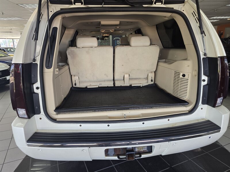 2008 Cadillac Escalade ESV Base 4DR SUV AWD - Photo 38 - Hamilton, OH 45015