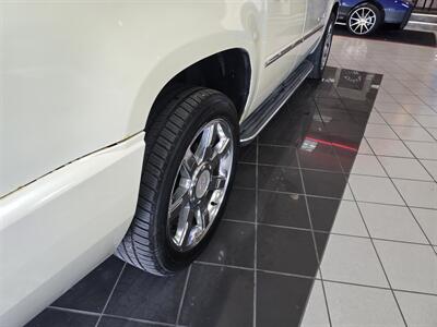 2008 Cadillac Escalade ESV Base 4DR SUV AWD - Photo 41 - Hamilton, OH 45015