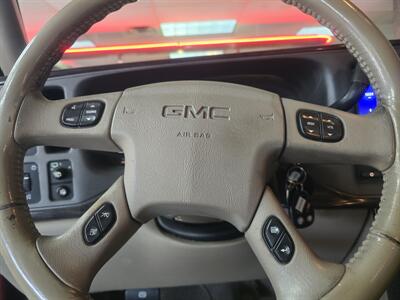 2004 GMC Yukon Denali 4DR SUV AWD - Photo 22 - Hamilton, OH 45015