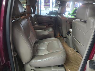 2004 GMC Yukon Denali 4DR SUV AWD - Photo 27 - Hamilton, OH 45015