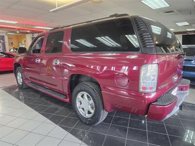 2004 GMC Yukon Denali 4DR SUV AWD - Photo 6 - Hamilton, OH 45015