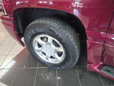 2004 GMC Yukon Denali 4DR SUV AWD - Photo 30 - Hamilton, OH 45015