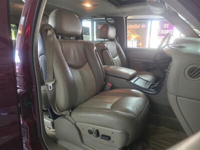 2004 GMC Yukon Denali 4DR SUV AWD - Photo 15 - Hamilton, OH 45015