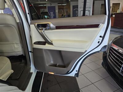 2018 Lexus GX 460 4DR SUV AWD   - Photo 21 - Hamilton, OH 45015