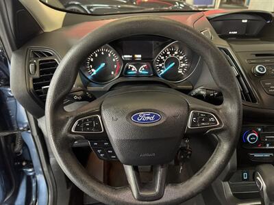 2018 Ford Escape SE 4DR SUV   - Photo 14 - Hamilton, OH 45015