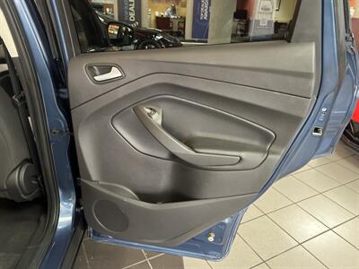 2018 Ford Escape SE 4DR SUV   - Photo 22 - Hamilton, OH 45015
