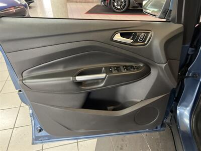 2018 Ford Escape SE 4DR SUV   - Photo 18 - Hamilton, OH 45015