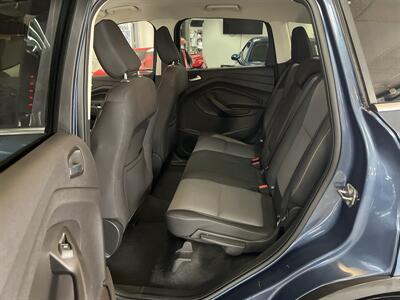 2018 Ford Escape SE 4DR SUV   - Photo 19 - Hamilton, OH 45015