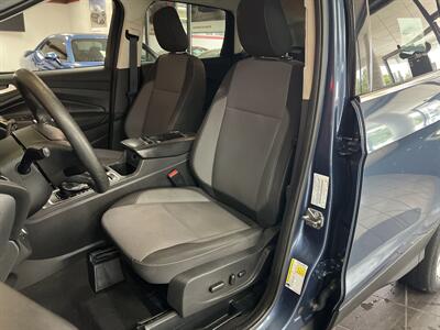 2018 Ford Escape SE 4DR SUV   - Photo 10 - Hamilton, OH 45015