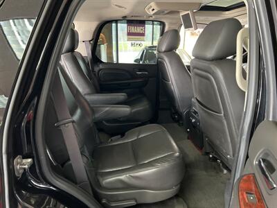 2013 Cadillac Escalade LUXURY4DR SUV AWD   - Photo 21 - Hamilton, OH 45015
