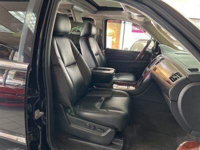 2013 Cadillac Escalade LUXURY4DR SUV AWD   - Photo 25 - Hamilton, OH 45015