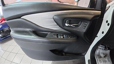2018 Nissan Murano Platinum   - Photo 21 - Hamilton, OH 45015