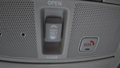 2018 Nissan Murano Platinum   - Photo 19 - Hamilton, OH 45015