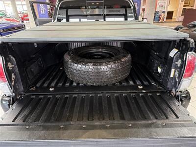 2017 Toyota Tacoma TRD Pro   - Photo 30 - Hamilton, OH 45015