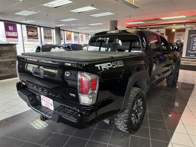 2017 Toyota Tacoma TRD Pro   - Photo 6 - Hamilton, OH 45015