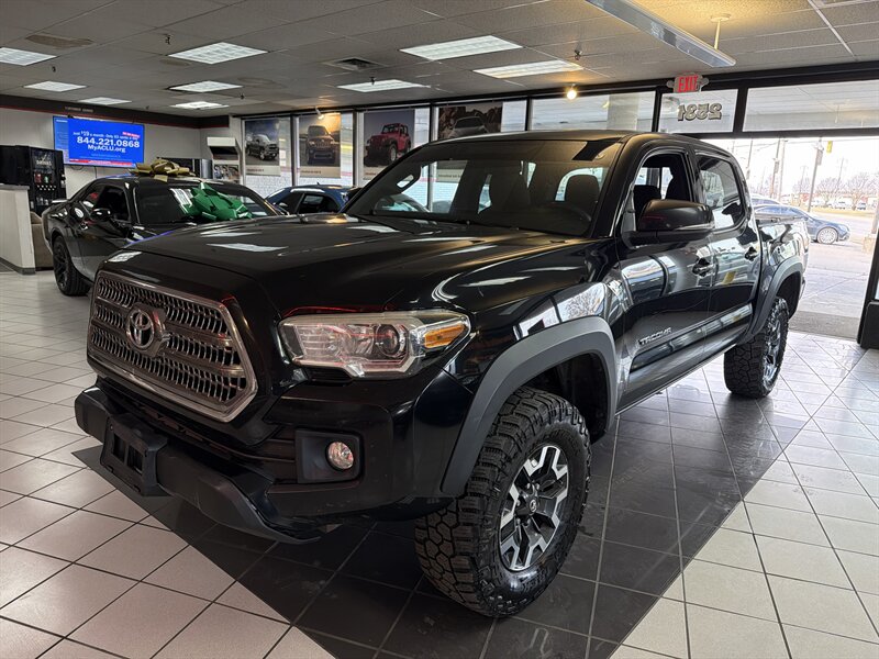2017 Toyota Tacoma TRD Pro   - Photo 1 - Hamilton, OH 45015