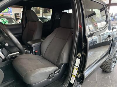 2017 Toyota Tacoma TRD Pro   - Photo 10 - Hamilton, OH 45015