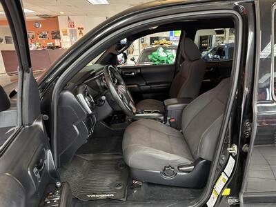 2017 Toyota Tacoma TRD Pro   - Photo 9 - Hamilton, OH 45015
