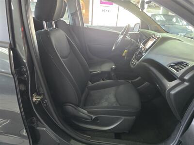 2017 Chevrolet Spark LS Manual 4DR HATCHBACK   - Photo 16 - Hamilton, OH 45015