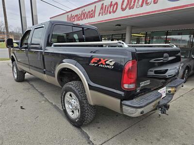 2006 Ford F-350 Super Duty Lariat 4dr Crew Cab 4X4   - Photo 8 - Hamilton, OH 45015