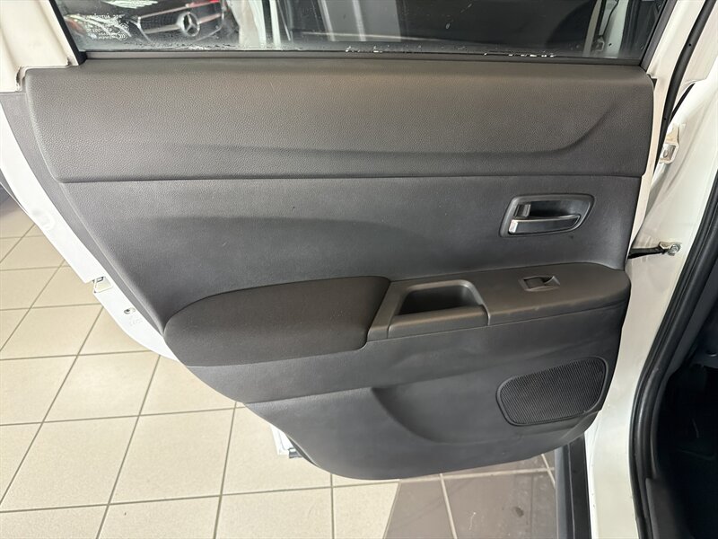2021 Mitsubishi Outlander Sport ES 4DR SUV AWD - Photo 18 - Hamilton, OH 45015