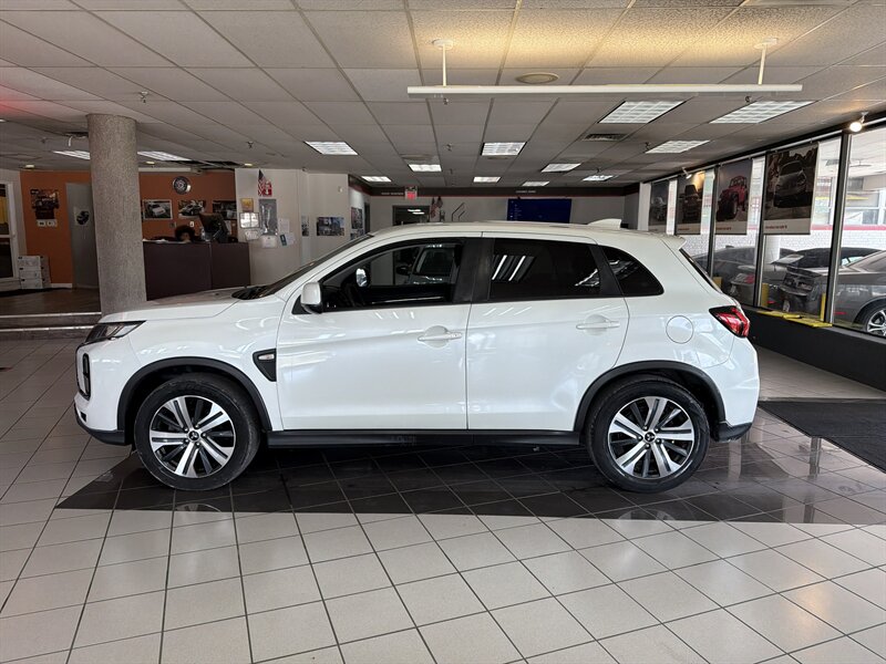 2021 Mitsubishi Outlander Sport ES 4DR SUV AWD - Photo 2 - Hamilton, OH 45015