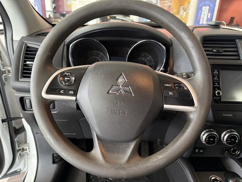 2021 Mitsubishi Outlander Sport ES 4DR SUV AWD - Photo 13 - Hamilton, OH 45015