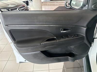 2021 Mitsubishi Outlander Sport ES 4DR SUV AWD - Photo 17 - Hamilton, OH 45015
