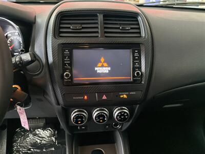 2021 Mitsubishi Outlander Sport ES 4DR SUV AWD - Photo 14 - Hamilton, OH 45015