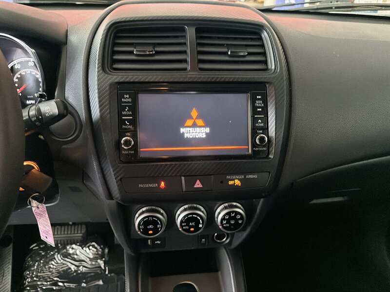 2021 Mitsubishi Outlander Sport ES 4DR SUV AWD - Photo 14 - Hamilton, OH 45015