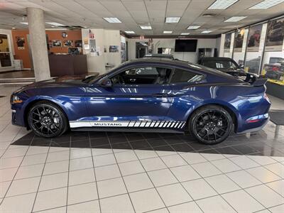 2018 Ford Mustang EcoBoost Premium   - Photo 2 - Hamilton, OH 45015
