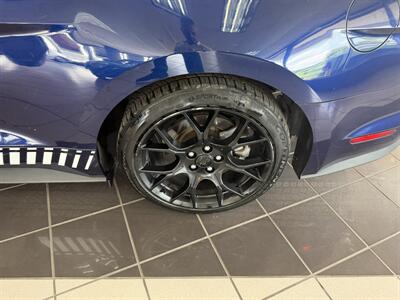 2018 Ford Mustang EcoBoost Premium   - Photo 22 - Hamilton, OH 45015