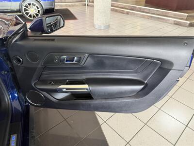 2018 Ford Mustang EcoBoost Premium   - Photo 24 - Hamilton, OH 45015