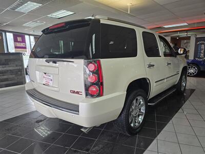 2013 GMC Yukon Denali 4DR SUV AWD   - Photo 4 - Hamilton, OH 45015
