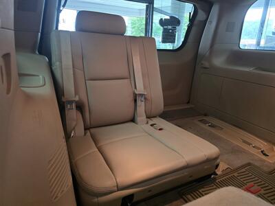 2013 GMC Yukon Denali 4DR SUV AWD   - Photo 20 - Hamilton, OH 45015