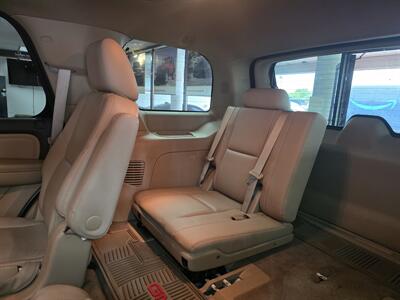 2013 GMC Yukon Denali 4DR SUV AWD   - Photo 12 - Hamilton, OH 45015