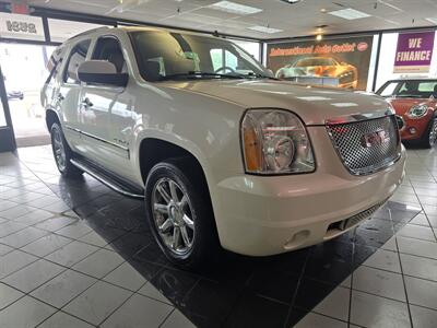 2013 GMC Yukon Denali 4DR SUV AWD   - Photo 3 - Hamilton, OH 45015
